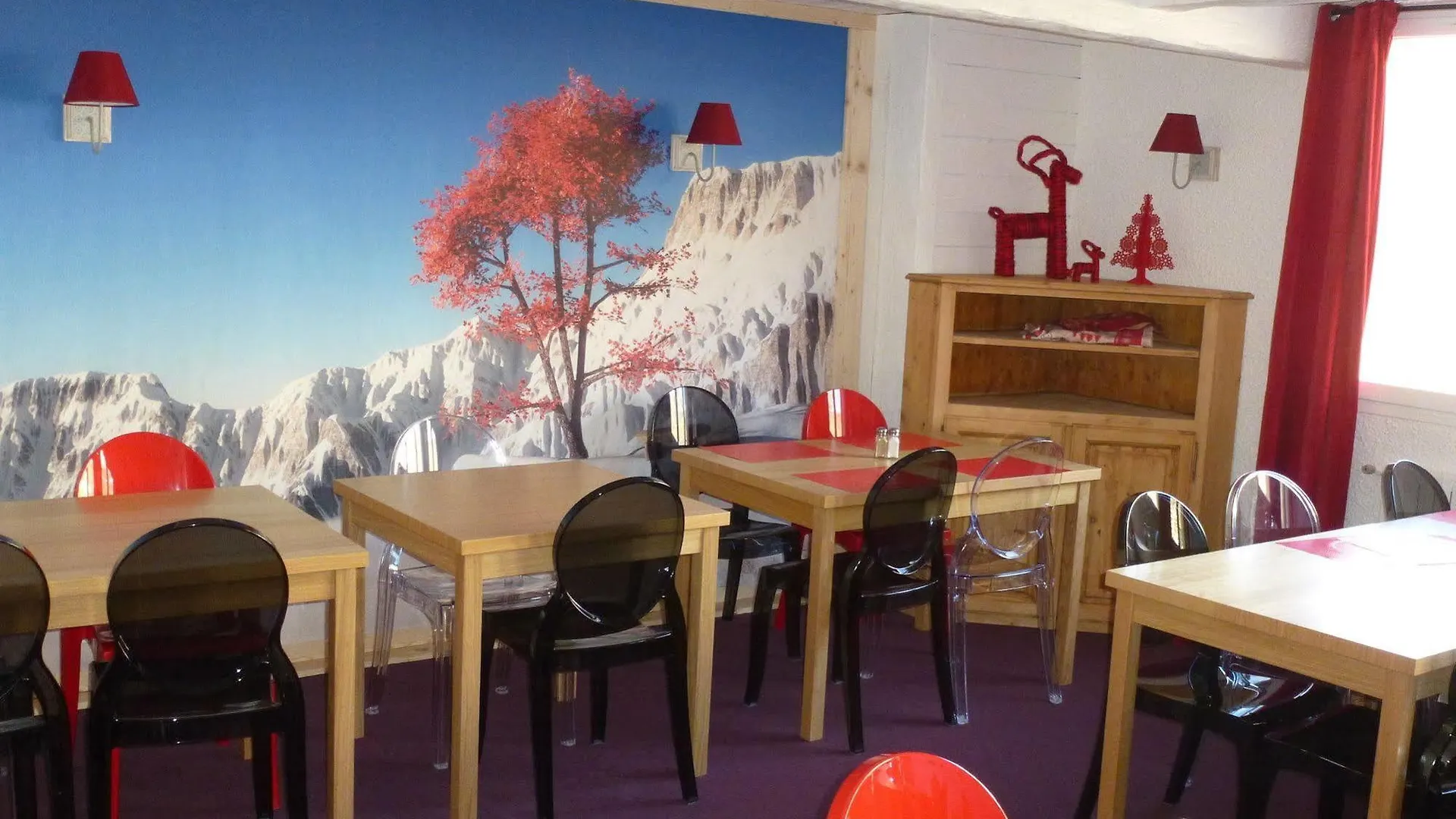Hotel Lac Bleu 1650 Saint-François-Longchamp 3*,  France